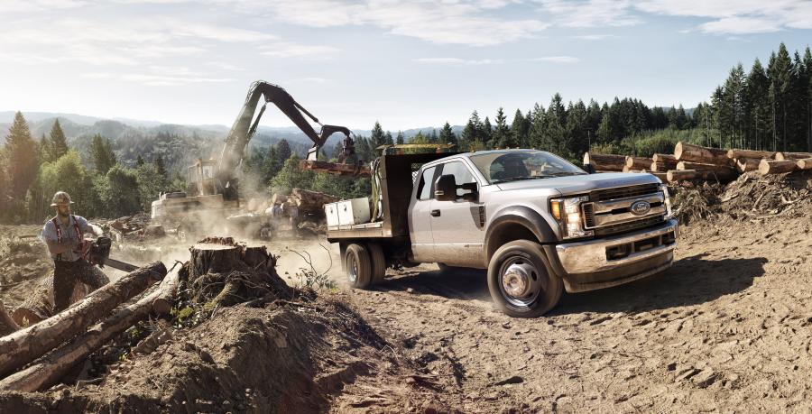  Ford F-450 XLT Super Duty Chassis Cab 2016 года  (NA) (фото 1 из 2)